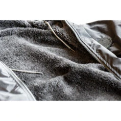 Mystic Waterproof Poncho Deluxe Explore Changing Robe -AquaFit Shop Poncho Del Exp Internal 2